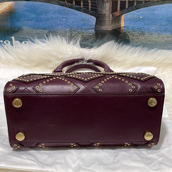 Michael Kors Diamond Grommet Selma Satchel - Picture 6 of 9